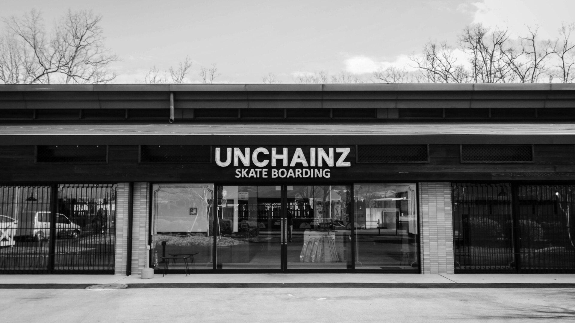 UNCHAINZの外観